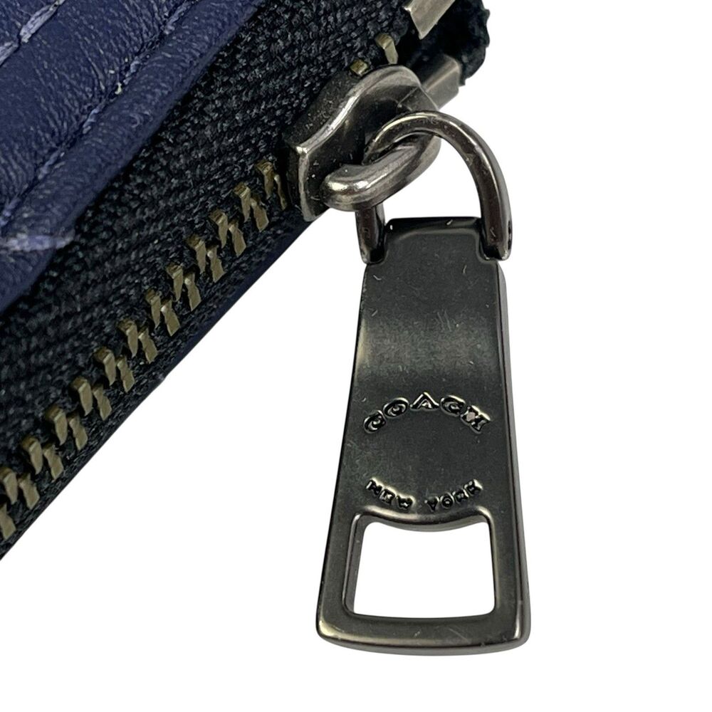 COACH Small Zip Around Wallet Card Case With Quilting Blue - Picture 2 of 8